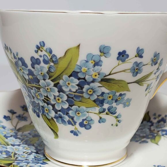 Regency Teacup and Saucer Forget-Me-Not Flowers Vintage - Picture 4 of 9